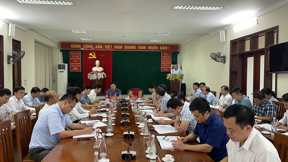 Đảng ủy Khối - Huyện ủy Na Hang làm việc với Đảng ủy Công ty Thủy điện Tuyên Quang