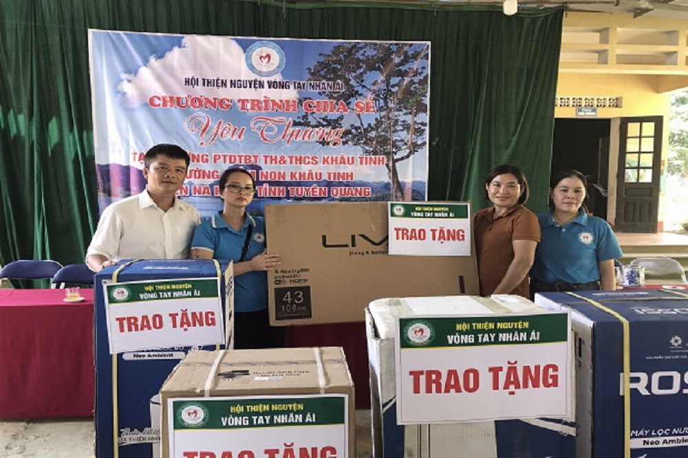 Công đoàn, Chi đoàn Thanh niên Tòa án nhân dân tỉnh Tuyên Quang kết nối tổ chức thiện nguyện tại xã Khâu tinh, huyện Na Hang