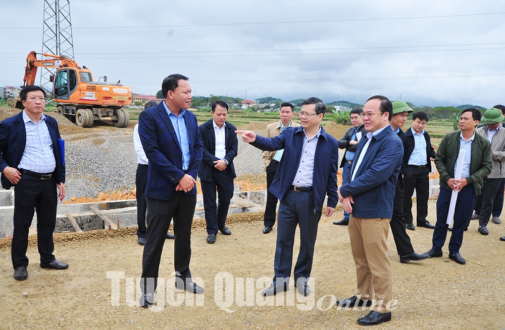 Chủ tịch UBND tỉnh Nguyễn Văn Sơn kiểm tra tiến độ thực hiện một số dự án trên địa bàn tỉnh