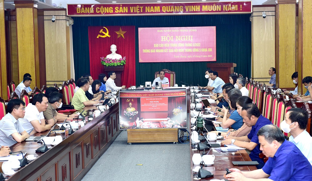 Ban Tuyên giáo Trung ương tổ chức Hội nghị trực tuyến thông báo nhanh kết quả Hội nghị lần thứ năm Ban Chấp hành Trung ương khóa XIII