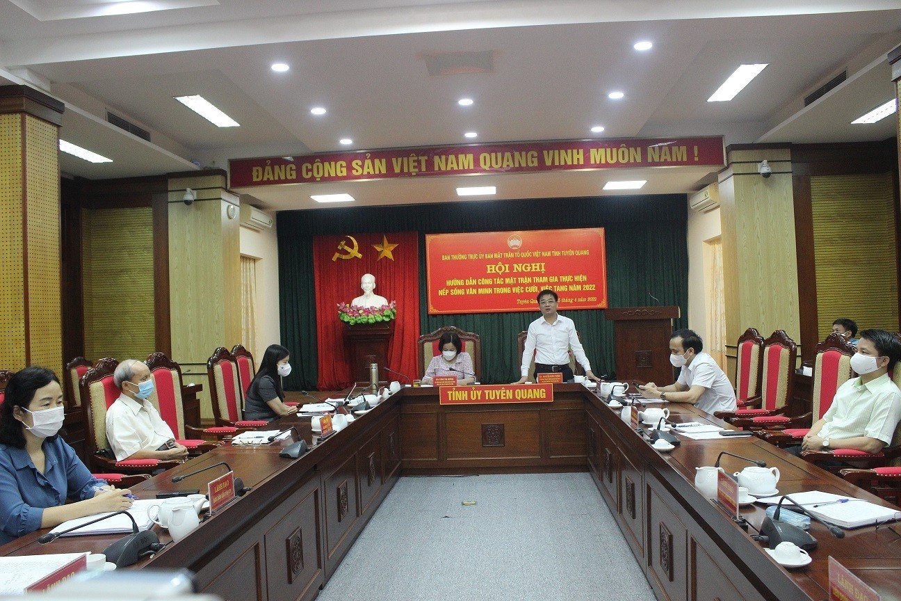 Chi bộ Ủy ban Mặt trận Tổ quốc tỉnh Tuyên Quang - Gương điển hình tiêu biểu trong học tập làm theo tư tưởng, đạo đức  phong cách Hồ Chí Minh