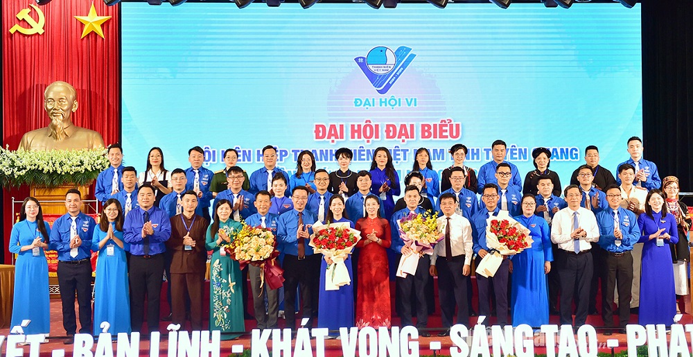 Phiên trọng thể Đại hội đại biểu Hội LHTN Việt Nam tỉnh Tuyên Quang lần thứ VI